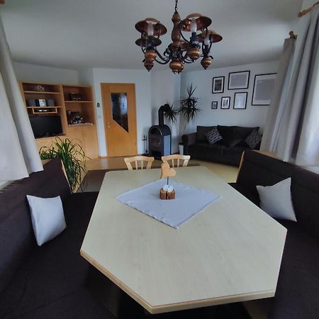 Landhaus Katharina Bis 12 Personen Mit Saunachalet Und Blick Auf Die Bergwelt Des Zillertals Hippach Bagian luar foto