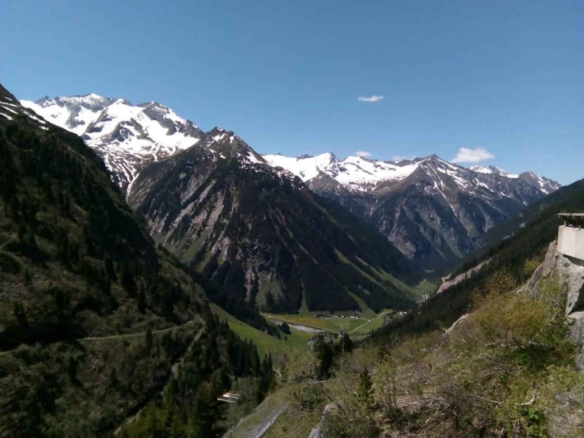 Landhaus Katharina Bis 12 Personen Mit Saunachalet Und Blick Auf Die Bergwelt Des Zillertals Hippach Bagian luar foto